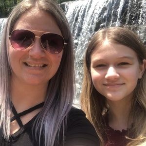 Meet your Posher, Shawna